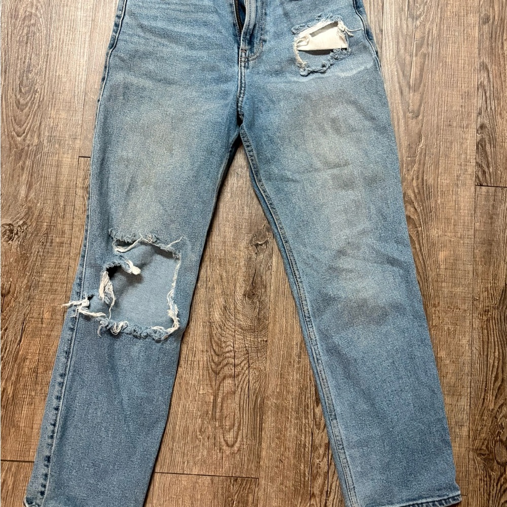 Hollister Men's Relaxed Light Blue Distressed Jeans
